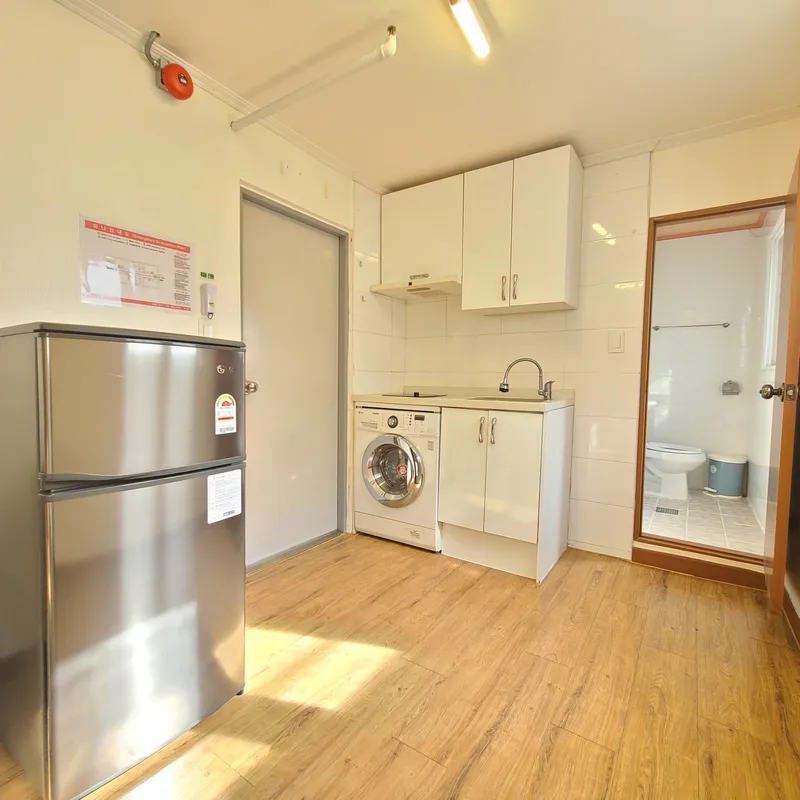 house image 3