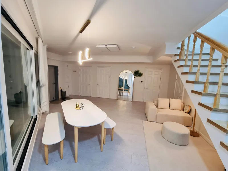 house image 1