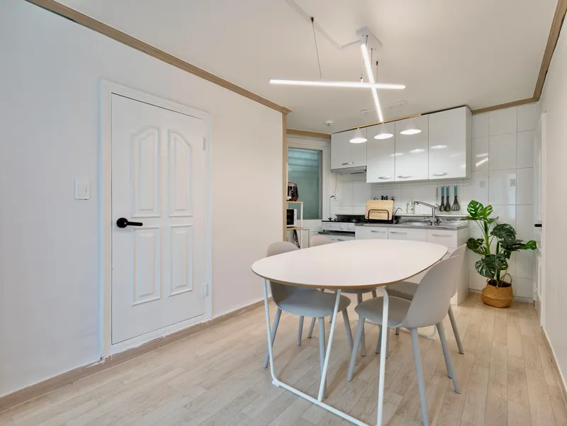 house image 3