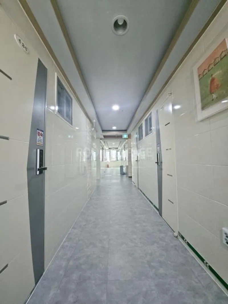 house image 6