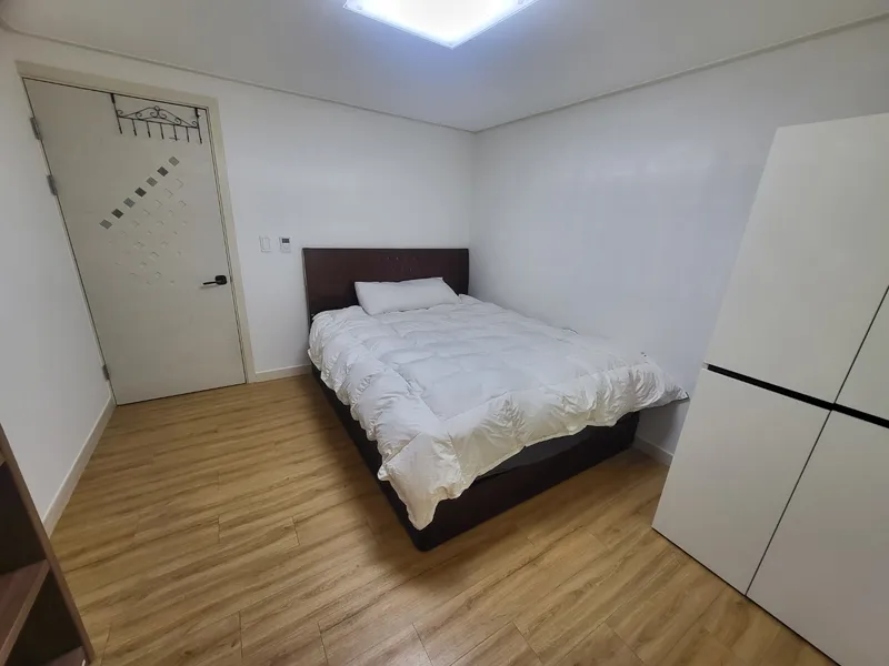 house image 3