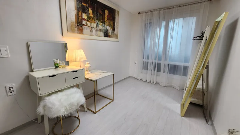 house image 3
