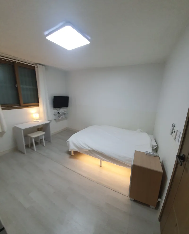 house image 3