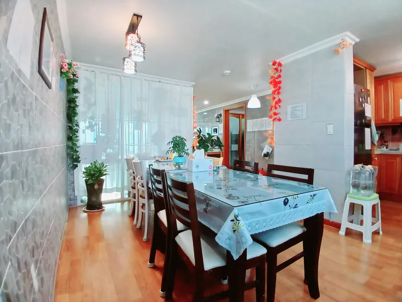 house image 8