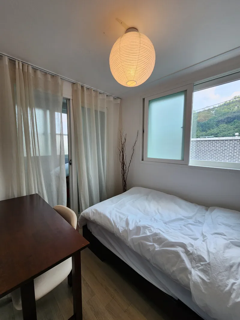 Low-Rise Apartment in Gangbuk, Seoul — 16m², sleeps 1