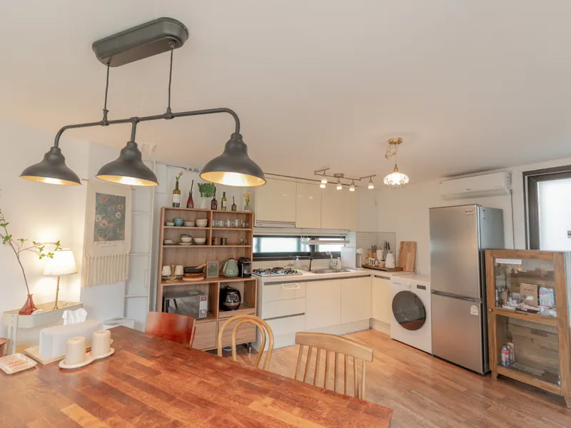 house image 0