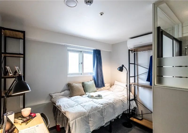 house image 0