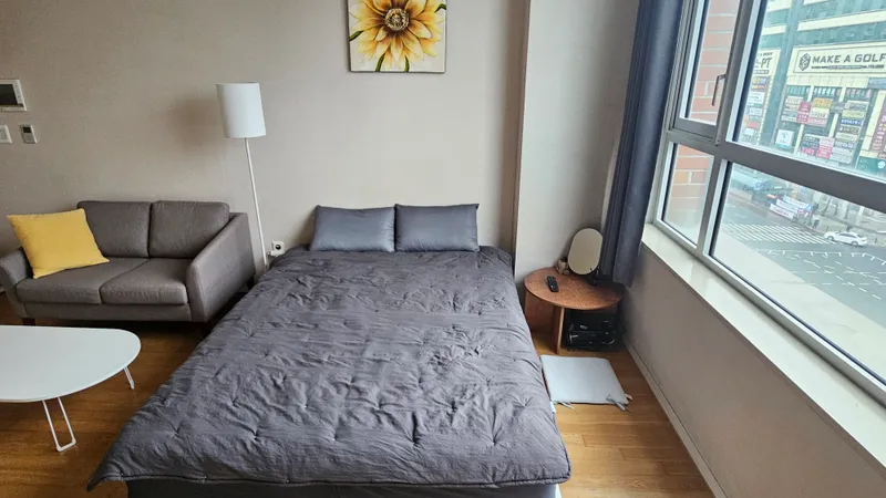 house image 3